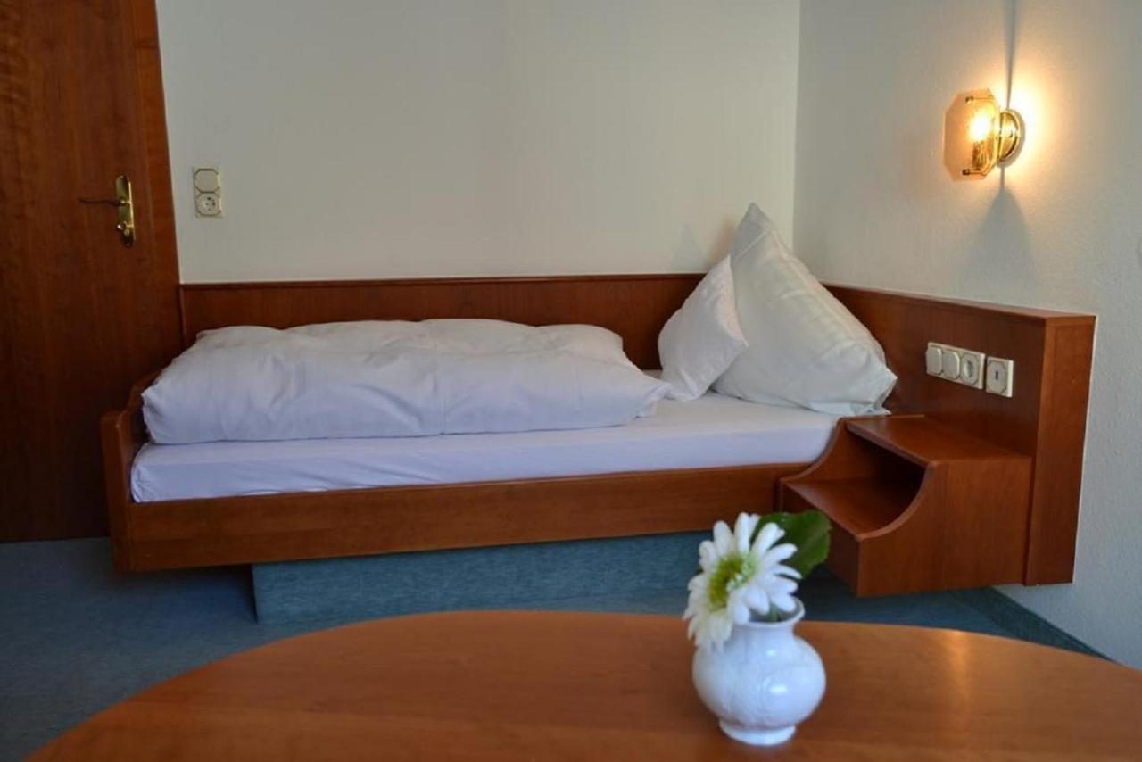 Hotel Hofgarten Bad Buchau Eksteriør billede